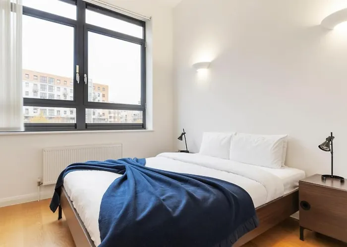 Beautiful 1 Bedroom Apartment In Shepherd\'S Bush