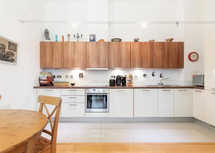 Beautiful 1 Bedroom Apartment In Shepherd\'S Bush